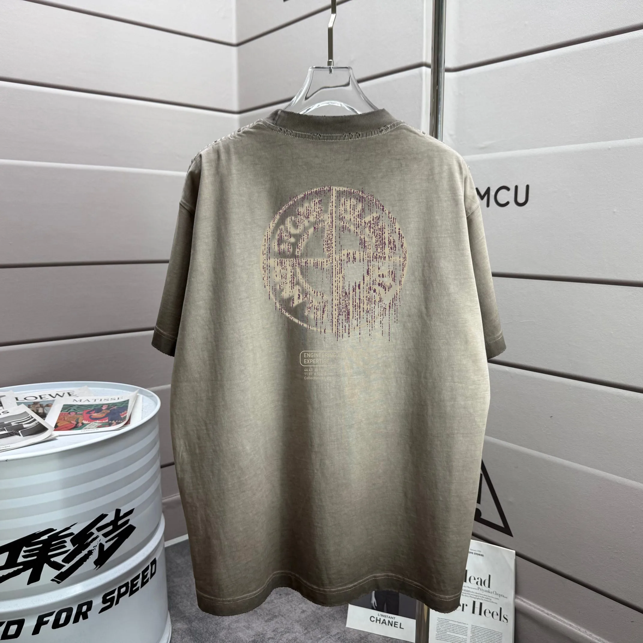 P160 Ston* islan* 石*岛 2025 autumn and winter new style Washed and worn 320g round neck short-sleeved tee Unisex loose version Color: Washed black Washed white Washed gray Brown Size: S M L XL XXL Size: S (90-130 pounds) M (120-150 pounds) L (140-165 pounds) (160-180 catties) XXL (180-210 catties)